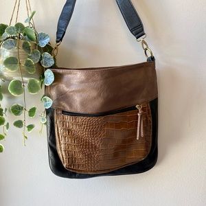 Shoulder bag